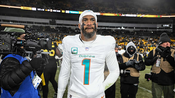  Pittsburgh, Pennsylvania, USA; Miami Dolphins quarterback Tua Tagovailoa (1) leaves the  field following a game against the Pittsburgh Steelers at Acrisure Stadium.