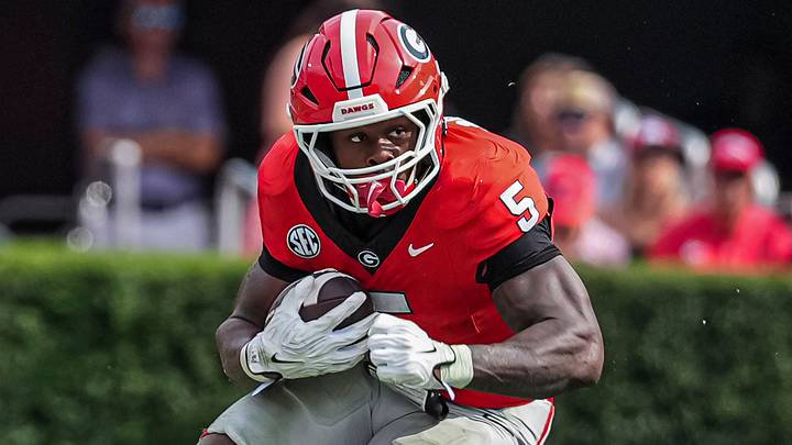Georgia football RB Chauncey Bowens runs against Vanderbilt.