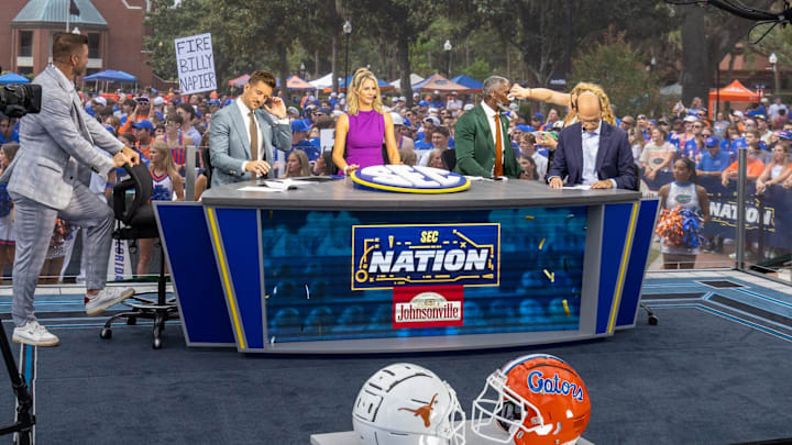 ESPNs SEC Nation goes live on the Plaza of the Americas in Gainesville, FL on Saturday, October 4, 2025. [Alan Youngblood/Gainesville Sun]