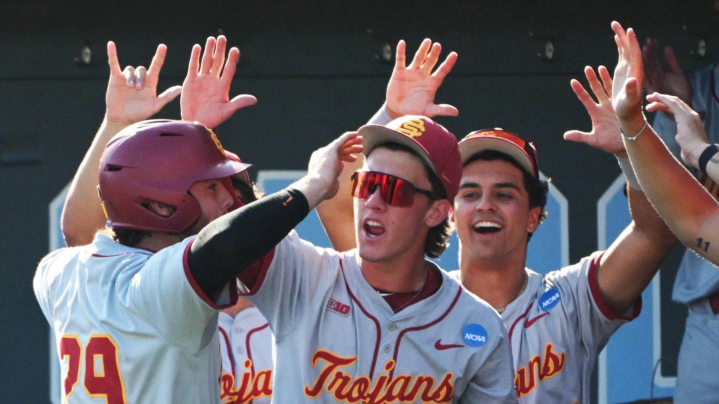USC, North Carolina Make History With Chapel Hill Super Regi
