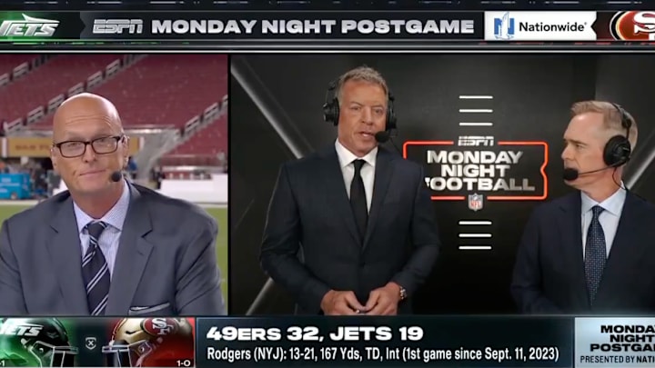 Aaron Rodgers and the Jets fell the 49ers, 32-19. Aaron Rodgers and the Jets fell the 49ers, 32-19.