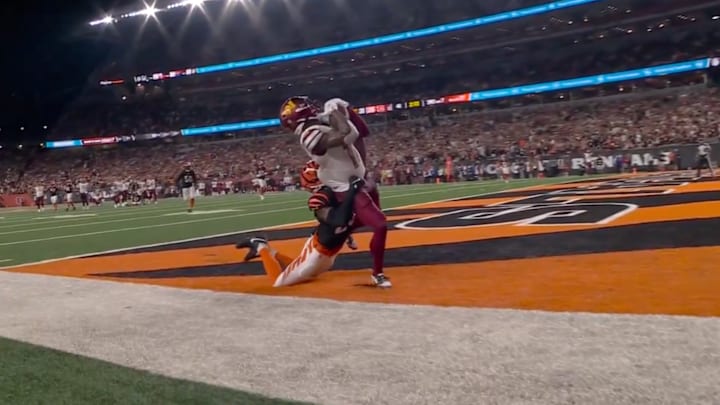 McLaurin catches a 27-yard touchdown pass from Daniels vs. the Cincinnati Bengals