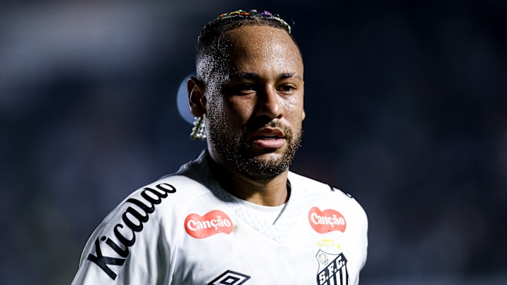 Neymar estará em campo novamente pelo Peixe Neymar estará em campo novamente pelo Peixe