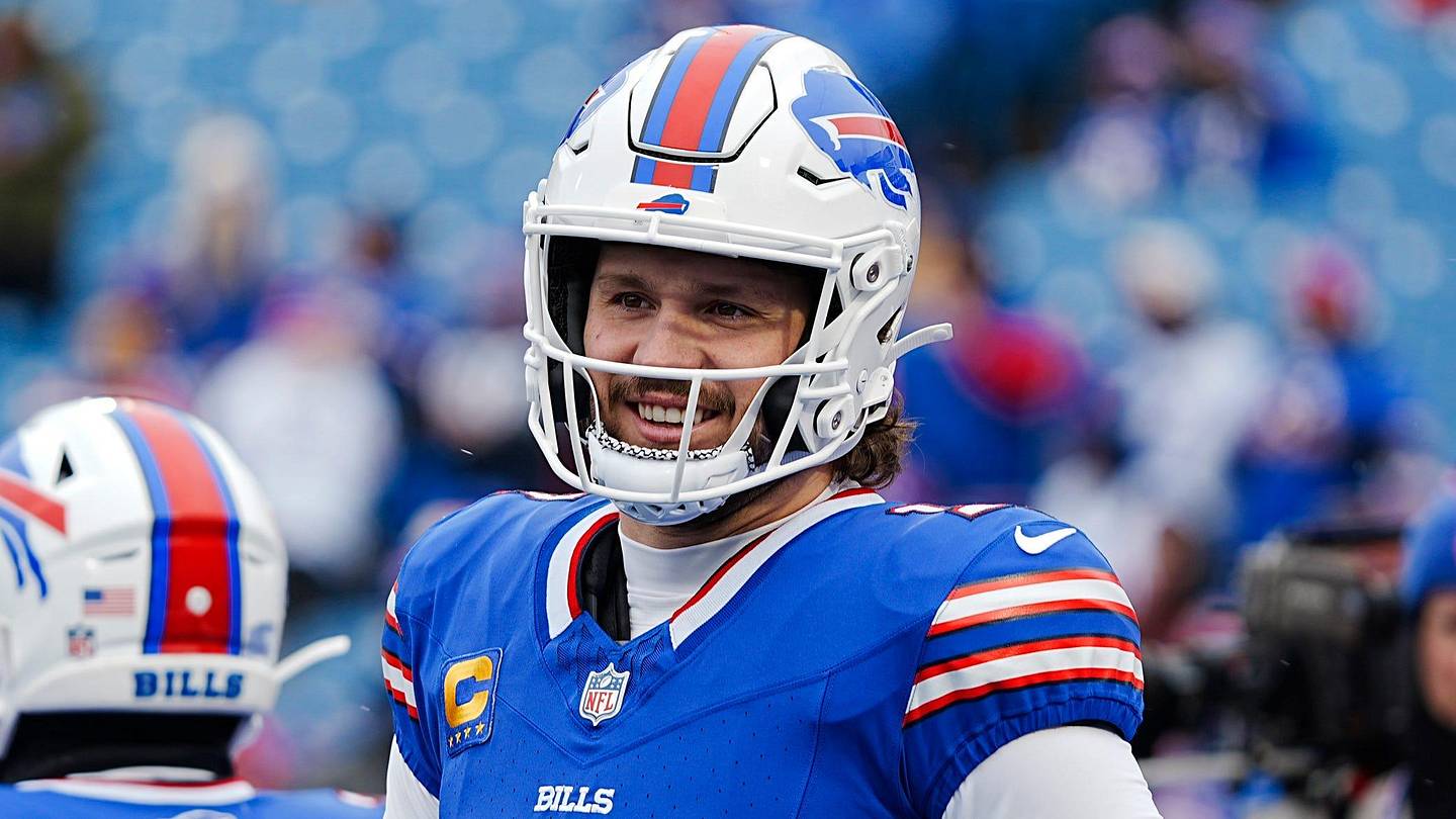 Josh Allen's confidence in DJ Moore overlooks the Bills' glaring weakness