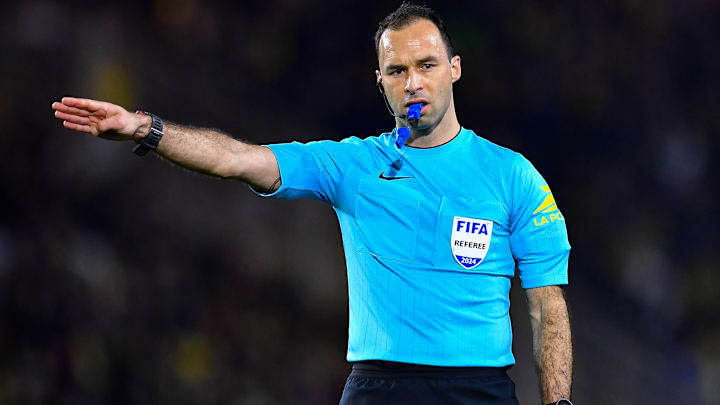 Jerome Brisard, arbitre de Ligue 1 Jerome Brisard, arbitre de Ligue 1