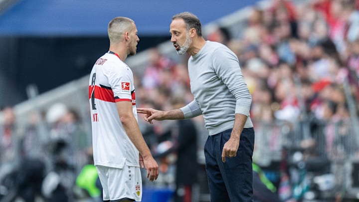 Setzt am Samstagnachmittag auch auf die Unterstützung der Fans: Pellegrino Matarazzo (r.)