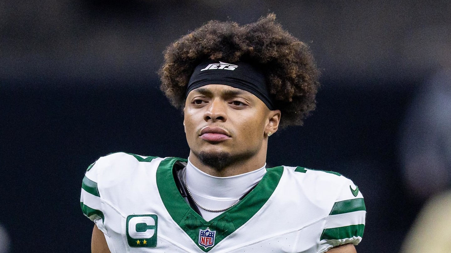 Andy Reid Explains Why the Chiefs Brought Justin Fields to K.C.