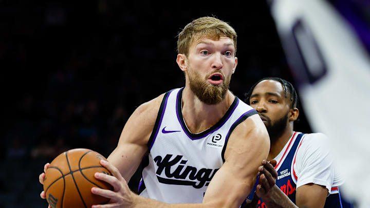 Oct 15, 2025; Sacramento, California, USA; Sacramento Kings center Domantas Sabonis (11) controls the ball against Los Angeles Clippers guard Jordan Miller (22) during the first quarter at Golden 1 Center. Mandatory Credit: Sergio Estrada-Imagn Images Oct 15, 2025; Sacramento, California, USA; Sacramento Kings center Domantas Sabonis (11) controls the ball against Los Angeles Clippers guard Jordan Miller (22) during the first quarter at Golden 1 Center. Mandatory Credit: Sergio Estrada-Imagn Images