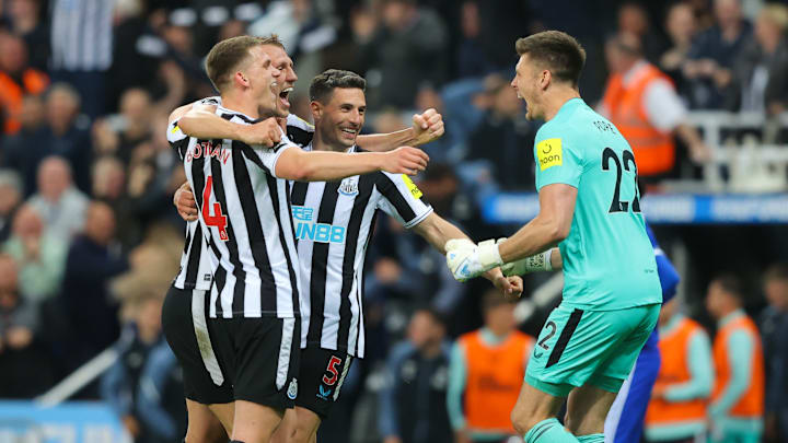 Newcastle empatou com o Leicester nesta segunda-feira