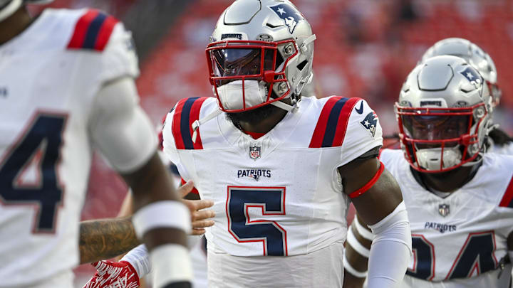 Aug 25, 2024; Landover, Maryland, USA;  New England Patriots safety Jabrill Peppers (5) takes the field with teammates before the game against the Washington Commanders at Commanders Field. Mandatory Credit: Tommy Gilligan-Imagn Images