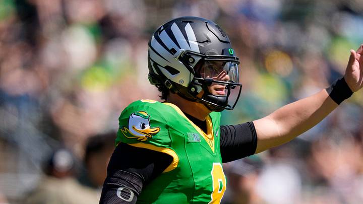 Fighting Ducks quarterback Dylan Raiola warms up during the Oregon Ducks annual spring game on April 25, 2026 at Autzen Stadium in Eugene, Oregon.  