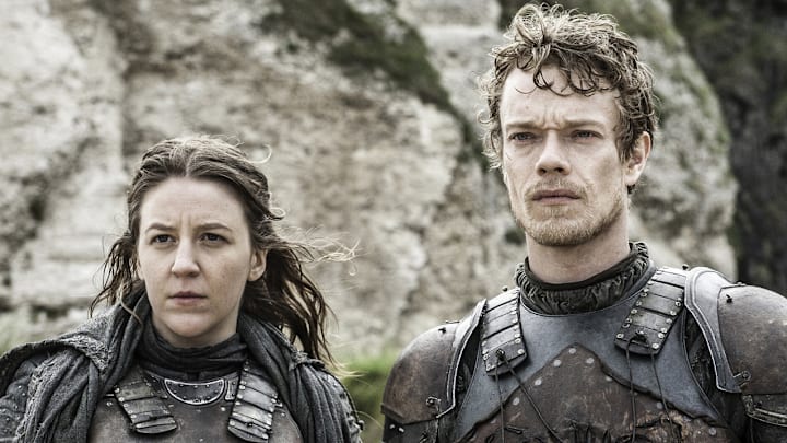 Yara Greyjoy (Gemma Whelan) and Theon Greyjoy (Alfie Allen) in Game of Thrones season 6.