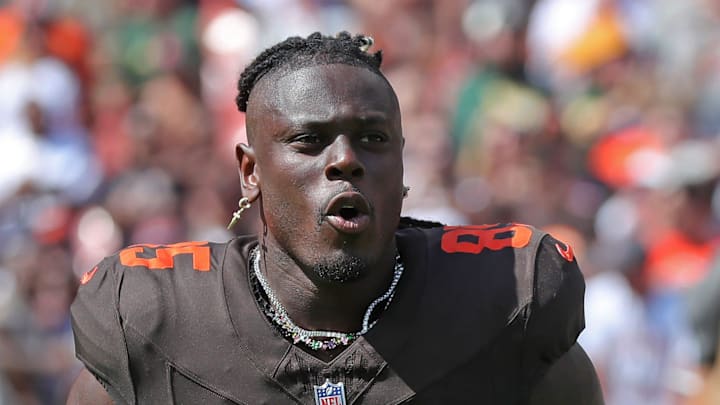 Cleveland Browns tight end David Njoku