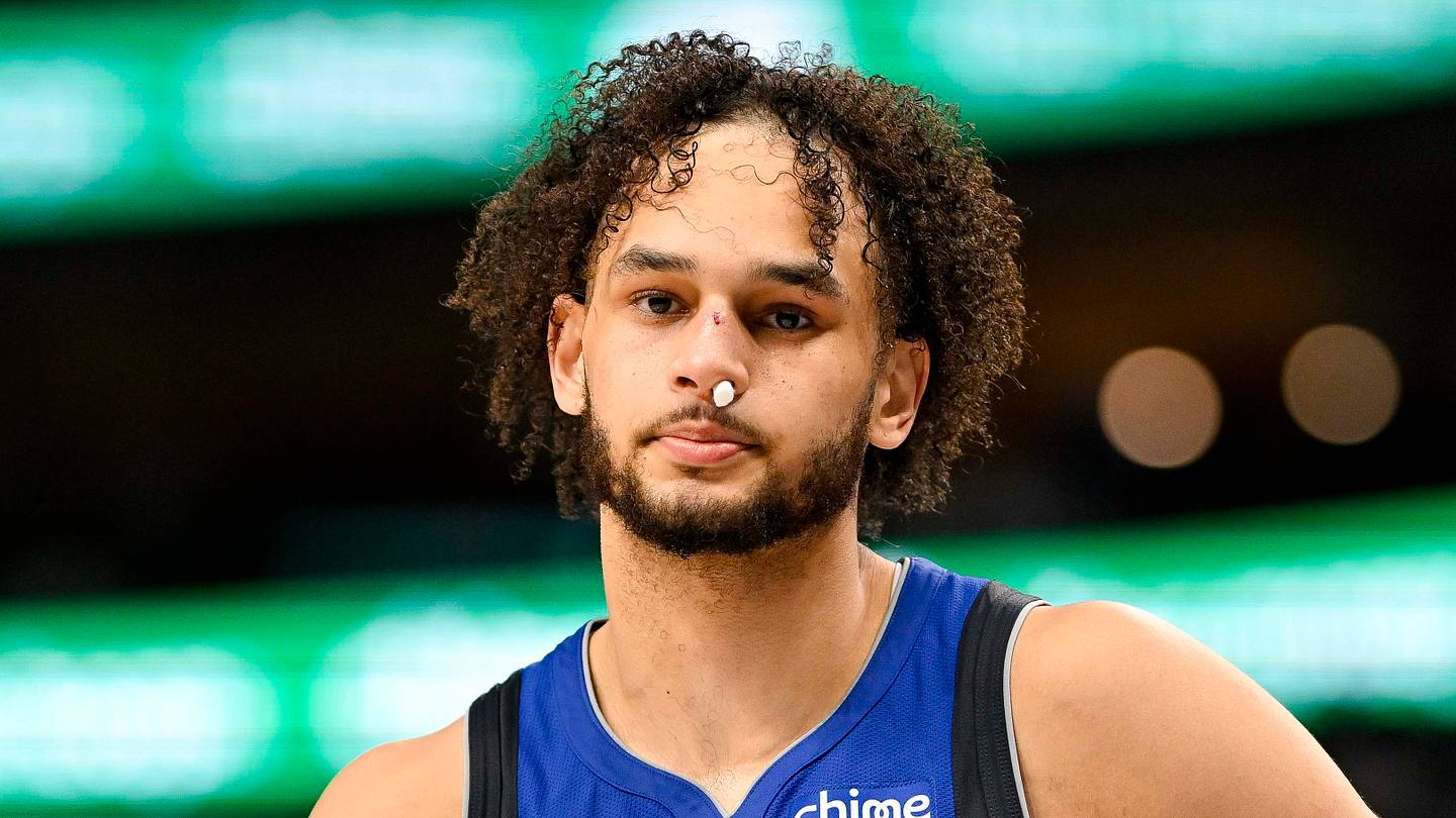 Mavericks' Dereck Lively II extension talks point to an unnecessary gamble