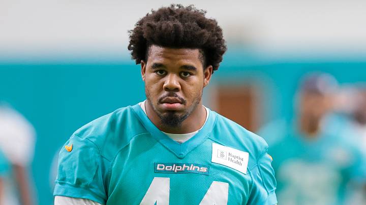 Miami Dolphins linebacker Chop Robinson Miami Dolphins linebacker Chop Robinson