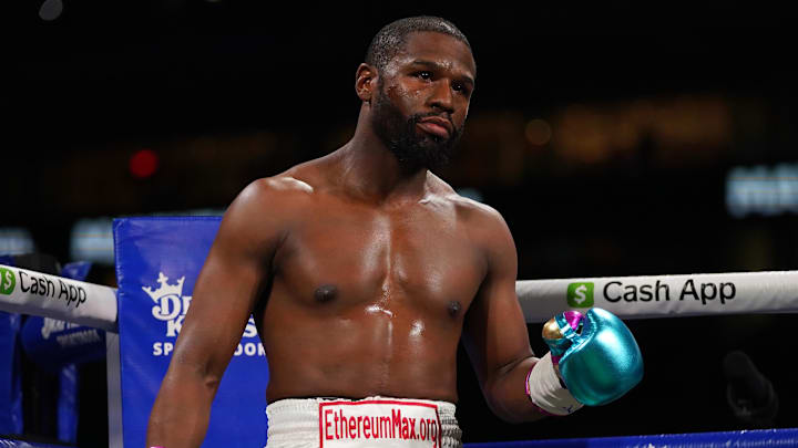 Floyd Mayweather Jr. announced his planned return to professional boxing Floyd Mayweather Jr. announced his planned return to professional boxing