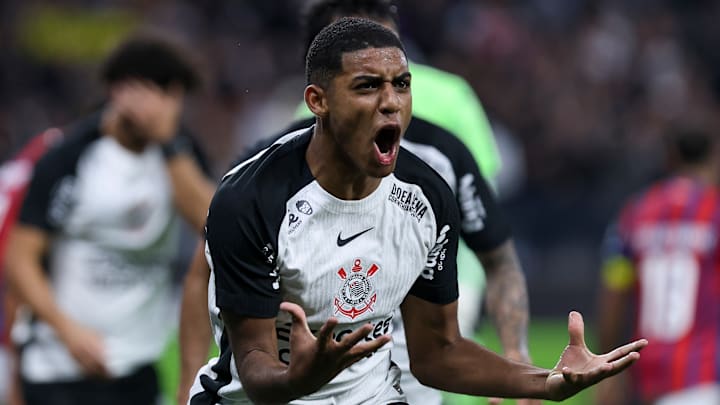 Gui Negão deve ser mantido no onze do Corinthians