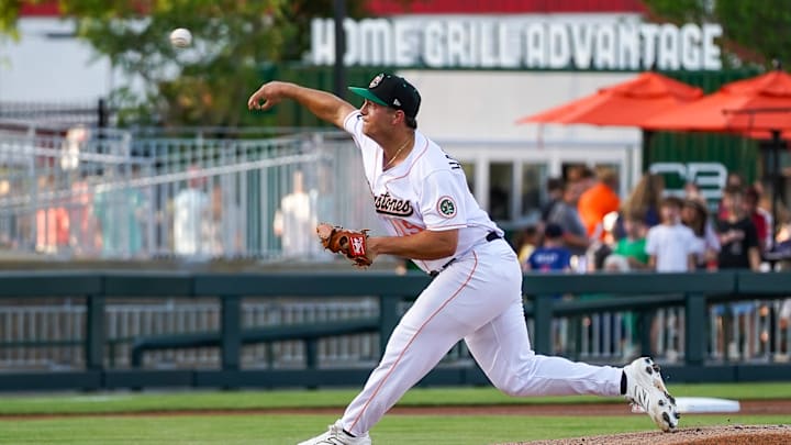 Biloxi Shuckers v. Columbus Clingstones Biloxi Shuckers v. Columbus Clingstones