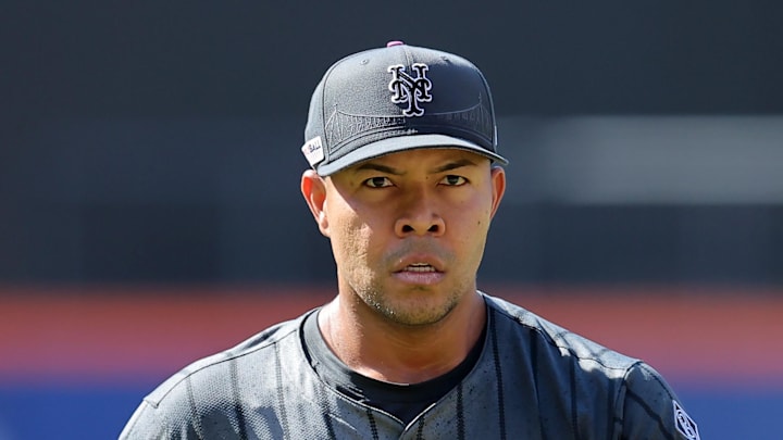 Jun 15, 2024; New York City, New York, USA; New York Mets starting pitcher Jose Quintana (62) reacts during the first inning against the San Diego Padres at Citi Field. Mandatory Credit: Brad Penner-Imagn Images