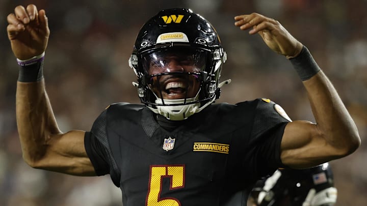Oct 13, 2025; Landover, Maryland, USA; Washington Commanders quarterback Jayden Daniels (5) Mandatory Credit: Geoff Burke-Imagn Images Oct 13, 2025; Landover, Maryland, USA; Washington Commanders quarterback Jayden Daniels (5) Mandatory Credit: Geoff Burke-Imagn Images