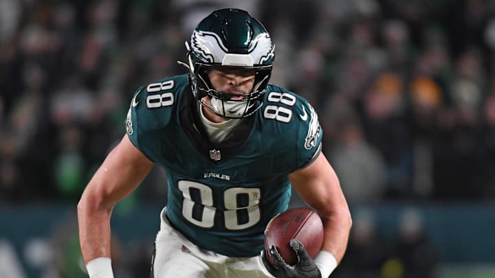 Eagles TE Dallas Goedert has a matchup against the Denver Broncos in Week 5.