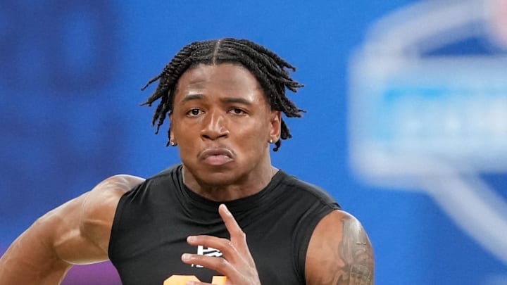 UConn wideout Skyler Bell