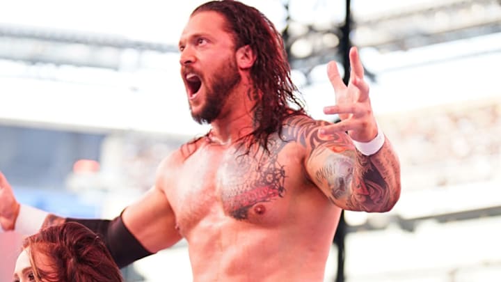 Karrion Kross & Scarlett