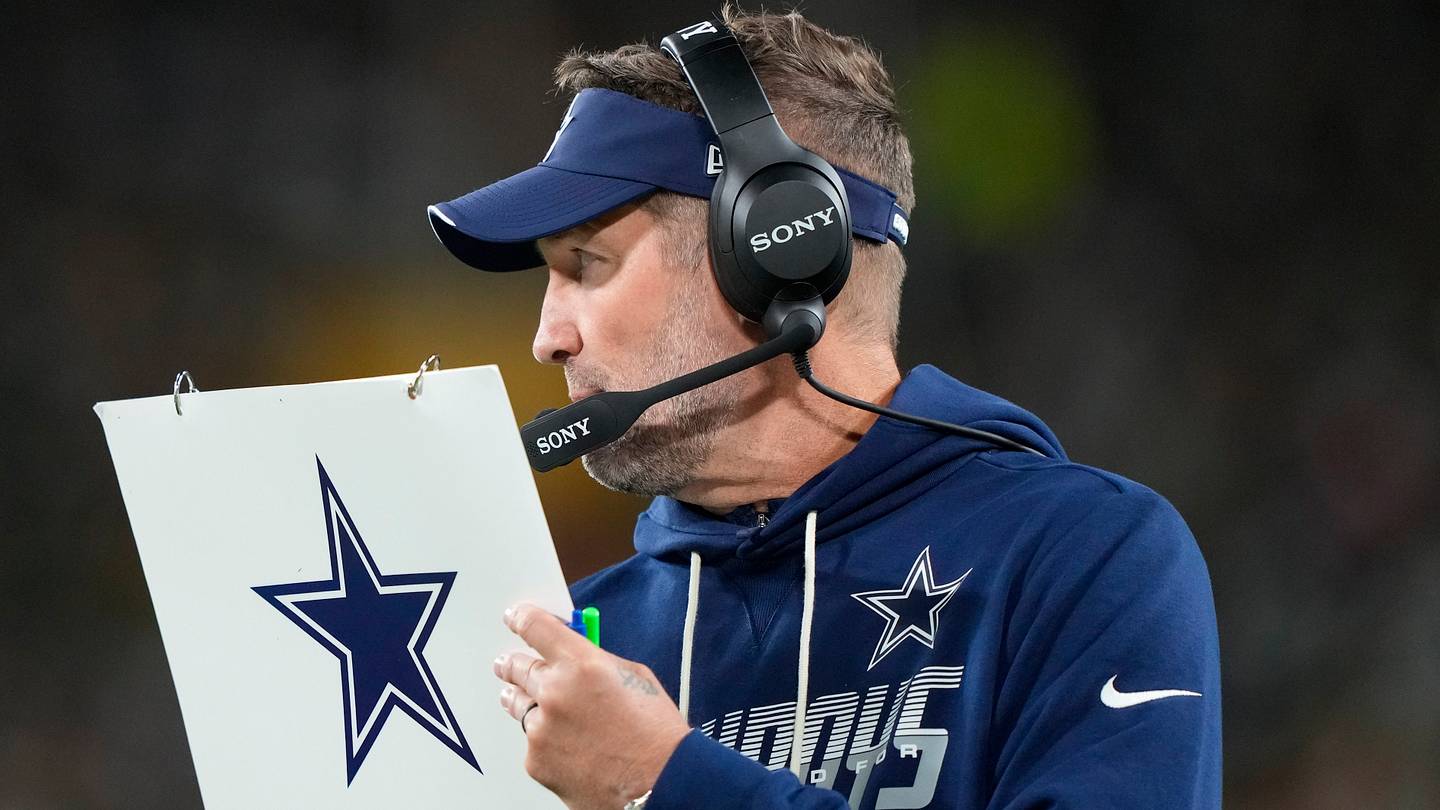 Brian Schottenheimer should clean out his office if Cowboys lose to beat-up Eagles