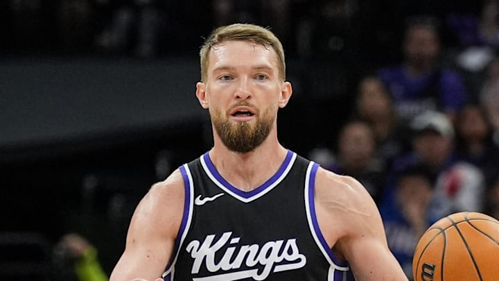Phoenix Suns v Sacramento Kings