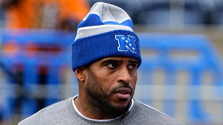 Free agent NFL linebacker Bobby Wagner Free agent NFL linebacker Bobby Wagner