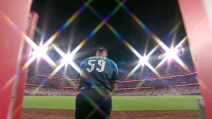 Jhoan Duran's first entrance at Citizen's Bank Park was electric.
