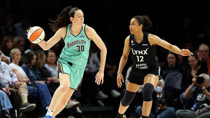 Breanna Stewart (left) and the Liberty are facing a familiar opponent in the Lynx for the opening round of the WNBA playoffs. Breanna Stewart (left) and the Liberty are facing a familiar opponent in the Lynx for the opening round of the WNBA playoffs.