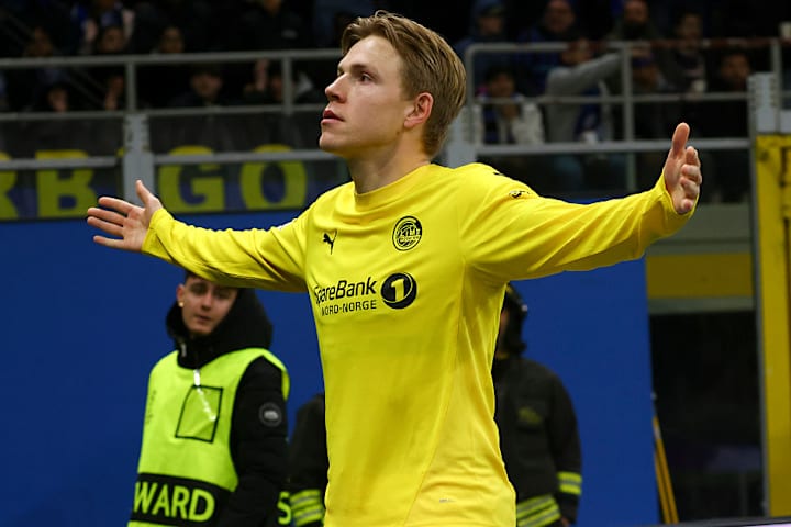 延斯·佩特·豪格 延斯·佩特·豪格