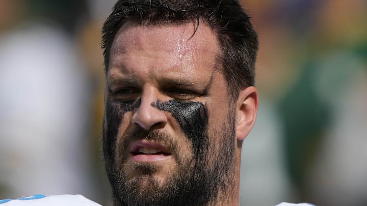 Detroit Lions offensive tackle Taylor Decker (68) prior to the game against the Green Bay Packers 