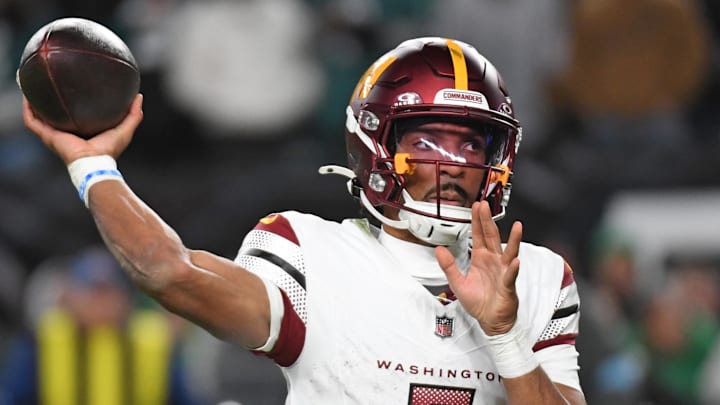  Washington Commanders quarterback Jayden Daniels (5) against the Philadelphia Eagles at Lincoln Financial Field. Mandatory Credit: Eric Hartline-Imagn Images