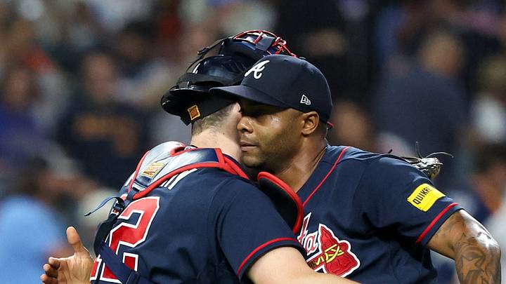 Sep 19, 2026; Houston, Texas, USA; Atlanta Braves first baseman Sean Murphy (12) hugs pitcher Raisel Iglesias (26) after defeating the Houston Astros at Daikin Park. Mandatory Credit: Thomas Shea-Imagn Images Sep 19, 2026; Houston, Texas, USA; Atlanta Braves first baseman Sean Murphy (12) hugs pitcher Raisel Iglesias (26) after defeating the Houston Astros at Daikin Park. Mandatory Credit: Thomas Shea-Imagn Images