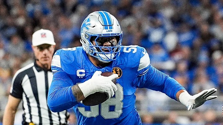 Detroit Lions offensive tackle Penei Sewell (58).