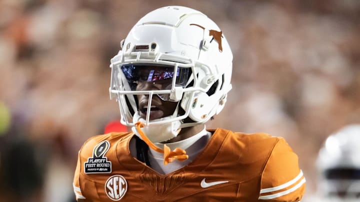 Texas Longhorns defensive back Malik Muhammad