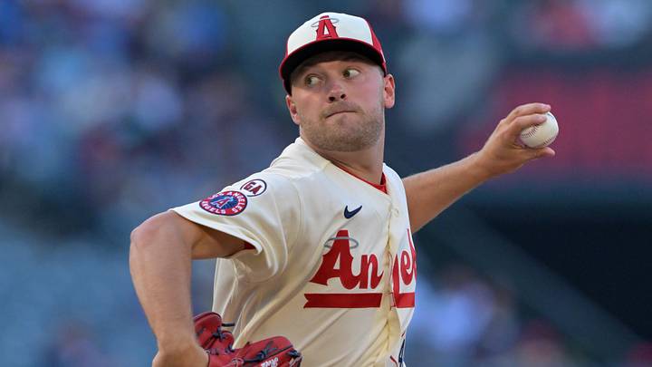 Los Angeles Angels starting pitcher Reid Detmers (48) delivers Los Angeles Angels starting pitcher Reid Detmers (48) delivers