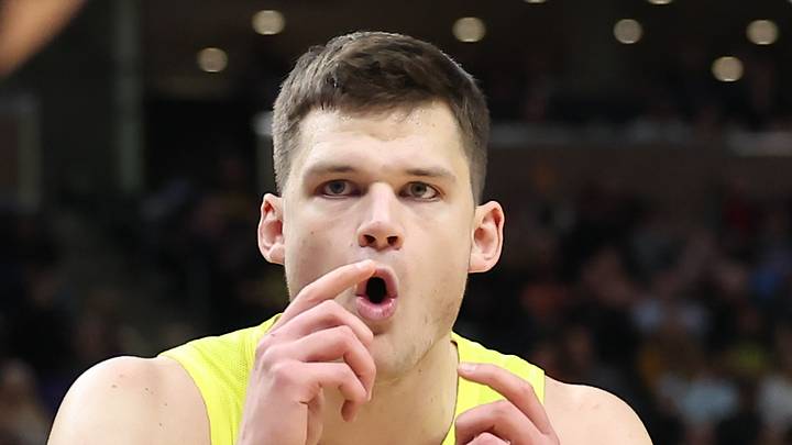 Los Angeles Lakers, Walker Kessler Los Angeles Lakers, Walker Kessler