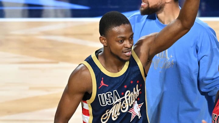 Feb 15, 2026; Inglewood, California, USA; Team USA Stripes guard De'Aaron Fox of the San Antonio Spurs (4) reacts after scoring a game winning shot in game two against Team Stars during the 75th NBA All Star Game at Intuit Dome. Mandatory Credit: William Liang-Imagn Images Feb 15, 2026; Inglewood, California, USA; Team USA Stripes guard De'Aaron Fox of the San Antonio Spurs (4) reacts after scoring a game winning shot in game two against Team Stars during the 75th NBA All Star Game at Intuit Dome. Mandatory Credit: William Liang-Imagn Images
