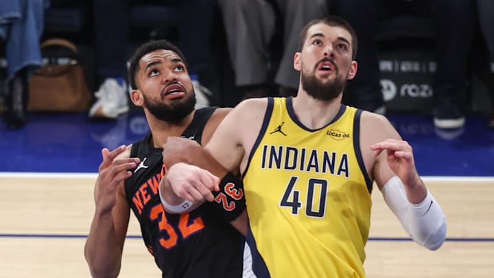 Mar 17, 2026; New York, New York, USA; New York Knicks center Karl-Anthony Towns (32) and Indiana Pacers center Ivica Zubac (40) box out for a rebound in the first quarter at Madison Square Garden. Mandatory Credit: Wendell Cruz-Imagn Images Mar 17, 2026; New York, New York, USA; New York Knicks center Karl-Anthony Towns (32) and Indiana Pacers center Ivica Zubac (40) box out for a rebound in the first quarter at Madison Square Garden. Mandatory Credit: Wendell Cruz-Imagn Images