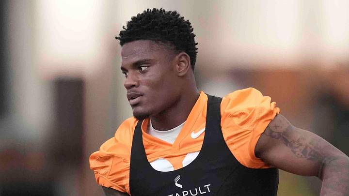 Tennessee defensive back Boo Carter (23) runs during Tennessee football preseason practice, in Knoxville, Tennessee, July 31, 2025. Tennessee defensive back Boo Carter (23) runs during Tennessee football preseason practice, in Knoxville, Tennessee, July 31, 2025.