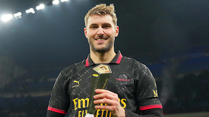 Santiago Giménez was named Man of the Match in his home debut with Milan.