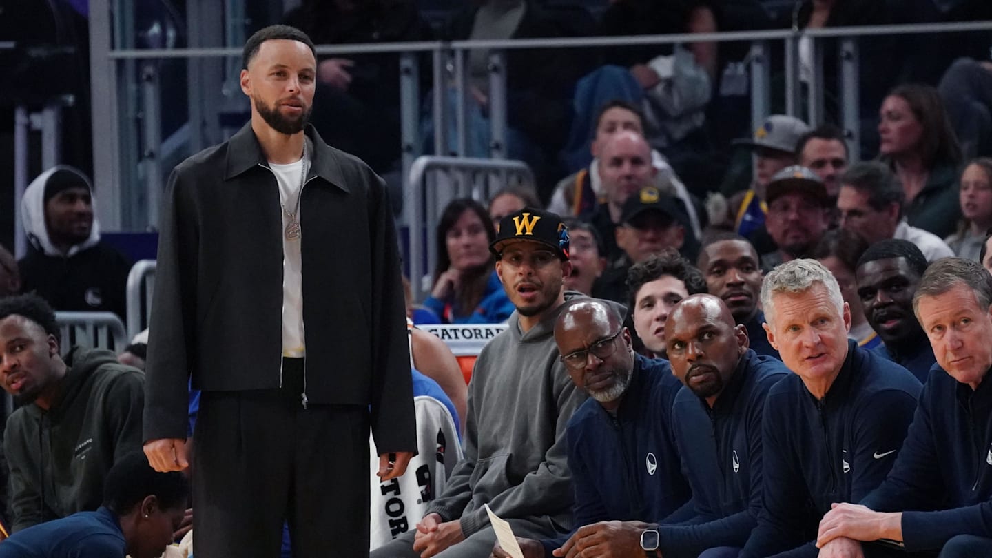 Steph Curry Still Not Close to Returning As Warriors Slide Down Standings