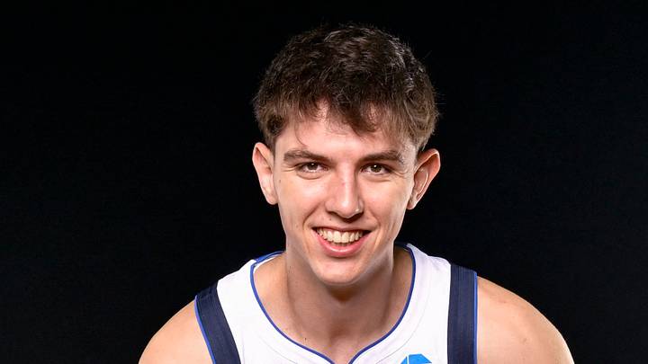 Dallas Mavericks, Sergio De Larrea Dallas Mavericks, Sergio De Larrea