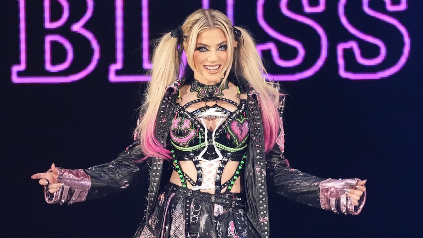 Alexa Bliss Thanks Bray Wyatt and Charlotte Flair in Heartfelt Message