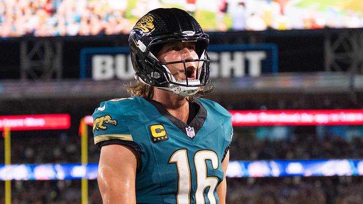 Jacksonville Jaguars quarterback Trevor Lawrence (16) celebrates his touchdown in the third quarter during a Monday Night NFL football game at EverBank Stadium, Monday, Oct. 6, 2025, in Jacksonville, Fla. [Doug EngleFlorida Times-Union]