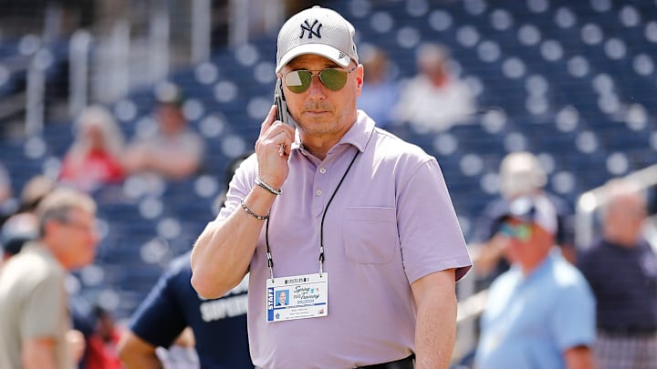 Brian Cashman debe sacar la chequera en representación de los Yankees durante este mercado invernal