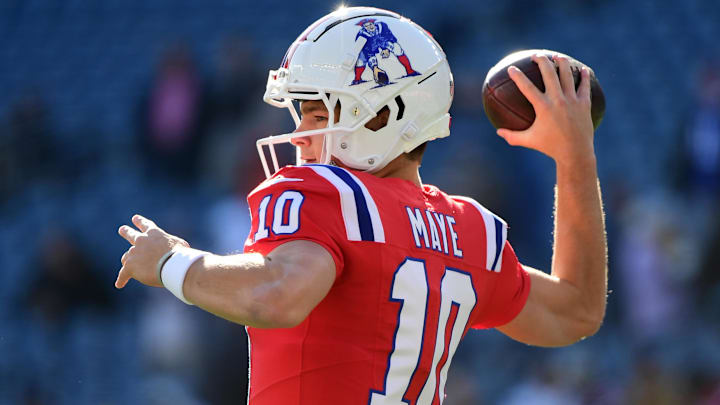 Dec 1, 2024; Foxborough, Massachusetts, USA; New England Patriots quarterback Drake Maye (10) throws the ball during warmups prior to a game against the Indianapolis Colts at Gillette Stadium. Mandatory Credit: Bob DeChiara-Imagn Images Dec 1, 2024; Foxborough, Massachusetts, USA; New England Patriots quarterback Drake Maye (10) throws the ball during warmups prior to a game against the Indianapolis Colts at Gillette Stadium. Mandatory Credit: Bob DeChiara-Imagn Images
